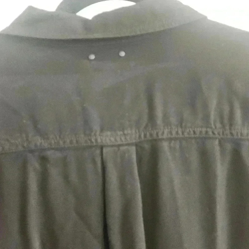 Calvin Klein Women's Airflow Utility Shirt Lightweight woven button-up shirt - Picture 5 of 7